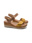Sandalo con zeppa in vera pelle