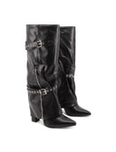 Stivale risvoltato con borchie da donna