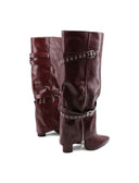 Stivale risvoltato con borchie da donna