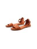 Sandalo flat in pelle da donna