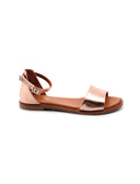 Sandalo flat in pelle da donna