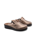 Ciabatta in pelle laminata da donna