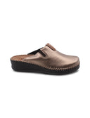 Ciabatta in pelle laminata da donna