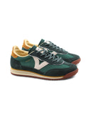 Sneaker da donna con dettagli suede