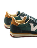 Sneaker da donna con dettagli suede