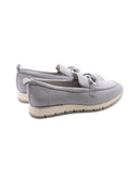 Mocassino in pelle con catena donna