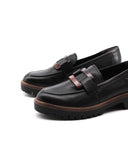 Mocassino in pelle con fibbia da donna