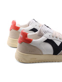 Sneaker da uomo con dettagli suede