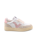 Sneaker da donna con dettagli suede