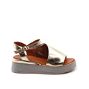 Sandalo oro in pelle laminata da donna