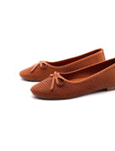 Ballerina in pelle traforata con fiocco