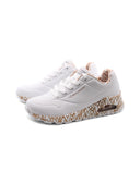Loving Love sneaker con cuori da donna