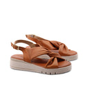 Sandalo zeppa in pelle da donna