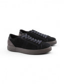 Sneaker in pelle scamosciata da uomo
