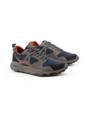 Sneaker in pelle e tessuto da uomo