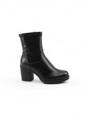 Stiveletto con tacco largo e plateau