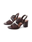Sandalo elegante con tacco a blocco