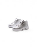Sneaker laminata con borchie da bimba