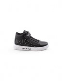 Sneaker nera con borchie da bimba