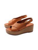 Sandalo zeppa con fascia incrociata