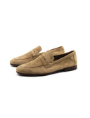 Mocassino scamosciato elegante uomo