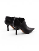 Stivaletto nero a punta con zip donna