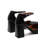 Décolleté da donna a punta