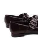 Ballerina bordeaux con fibbie e borchie