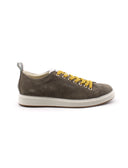 Sneaker scamosciata made in Italy uomo