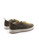 Sneaker scamosciata made in Italy uomo