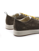 Sneaker scamosciata made in Italy uomo