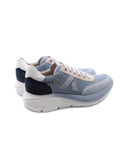 Sneaker donna con dettagli scamosciati