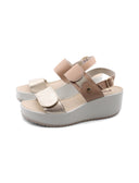 Sandalo in pelle con zeppa e plateau