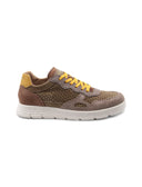 Sneaker in pelle traforata da uomo