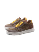 Sneaker in pelle traforata da uomo