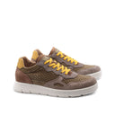 Sneaker in pelle traforata da uomo