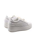 Sneaker gioiello con zeppa interna