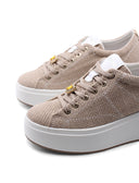 Sneaker gioiello con zeppa interna