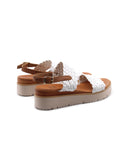 Sandalo in pelle intrecciata da donna