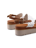 Sandalo in pelle intrecciata da donna