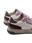Sneaker da donna con dettagli in suede