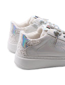 Sneaker cangiante con dettaglio macramè