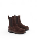 Chealsea combat scamosciato da donna