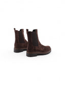 Chealsea combat scamosciato da donna