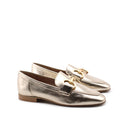 Mocassino in pelle con morsetto oro