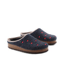 Ciabatta con cuori rossi da donna