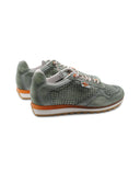 Sneaker in pelle traforata da uomo