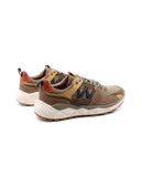 Sneaker in pelle scamosciata e tessuto
