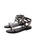 Coralie sandalo in pelle con borchie