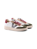 Sneaker in pelle con dettagli suede